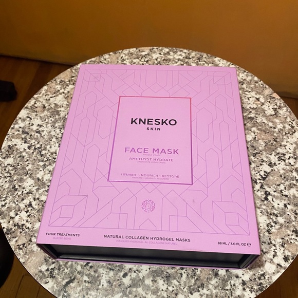 KNESKO Face Mask Bundle - Picture 1 of 3